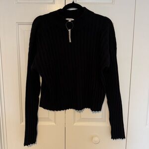 Madewell Mockneck Sweater - L - Black.
NWT!!
